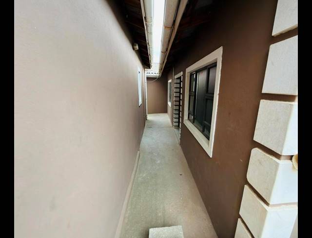 2 BEDROOM HOUSE FOR SALE IN INANDA